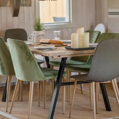Ferienhaus Lovely In With Kitchen *
