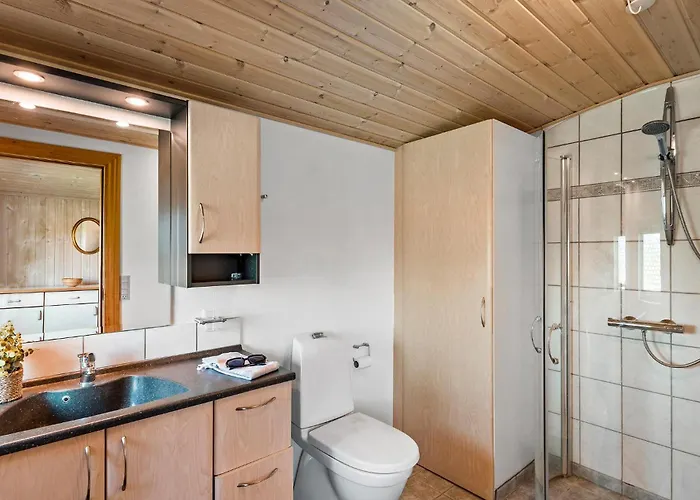 Ferienhaus Lovely In With Kitchen
